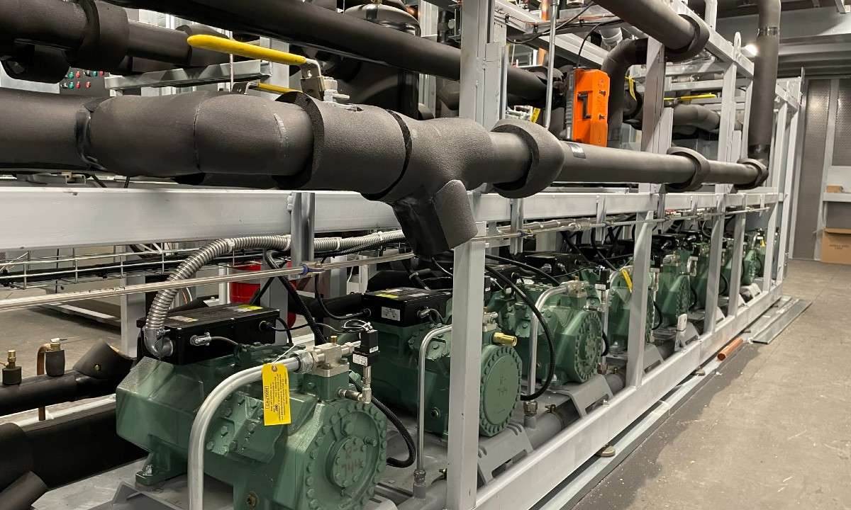 Hillphoenix Launches First Industrial CO<sub>2</sub> Rack Platform, the AdvansorUltra